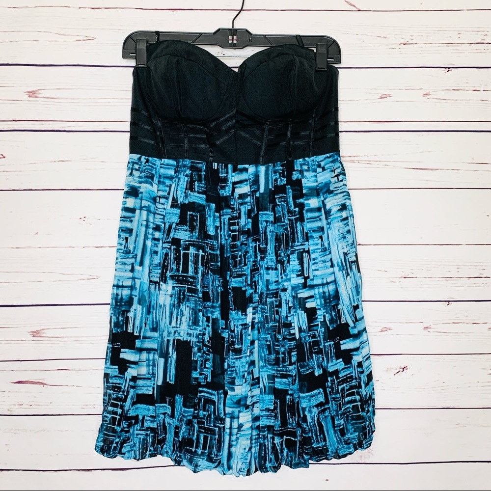 BEBE Strapless Bubble Hem Black/Blue Party Dress Size Medium